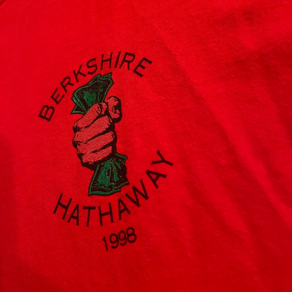 Brekshire Hathaway tee sz Large supreme unftd zara